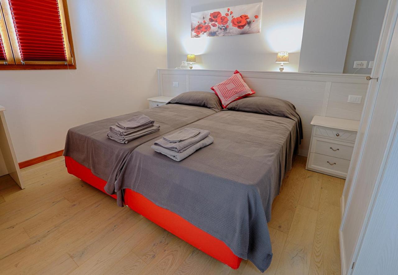 Agriturismo Da Laura Povoletto ภายนอก รูปภาพ